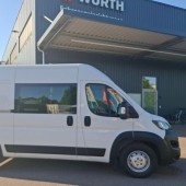 Peugeot Boxer Kasten Hochraum außen 2